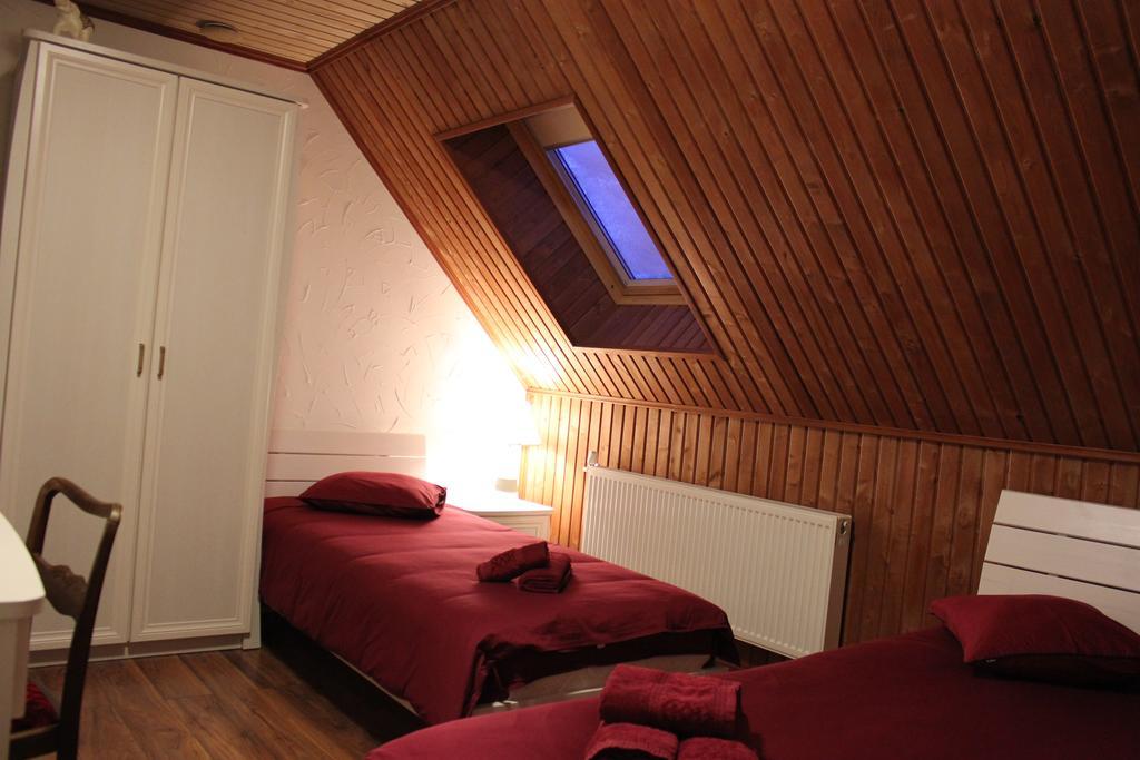 Krapi Guesthouse Treimani Værelse billede